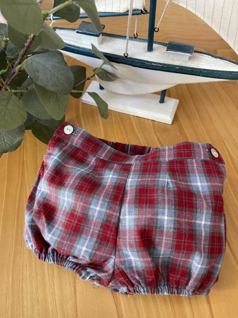 Bermuda Newborn Tartán Granate